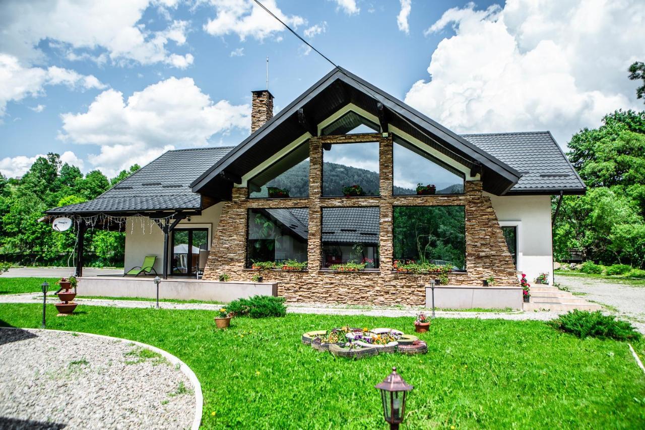 Pensiunea Arc Bucovina Vama  Ngoại thất bức ảnh