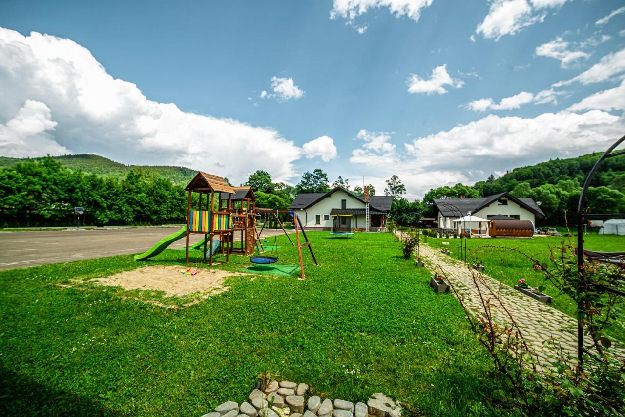 Pensiunea Arc Bucovina Vama  Ngoại thất bức ảnh