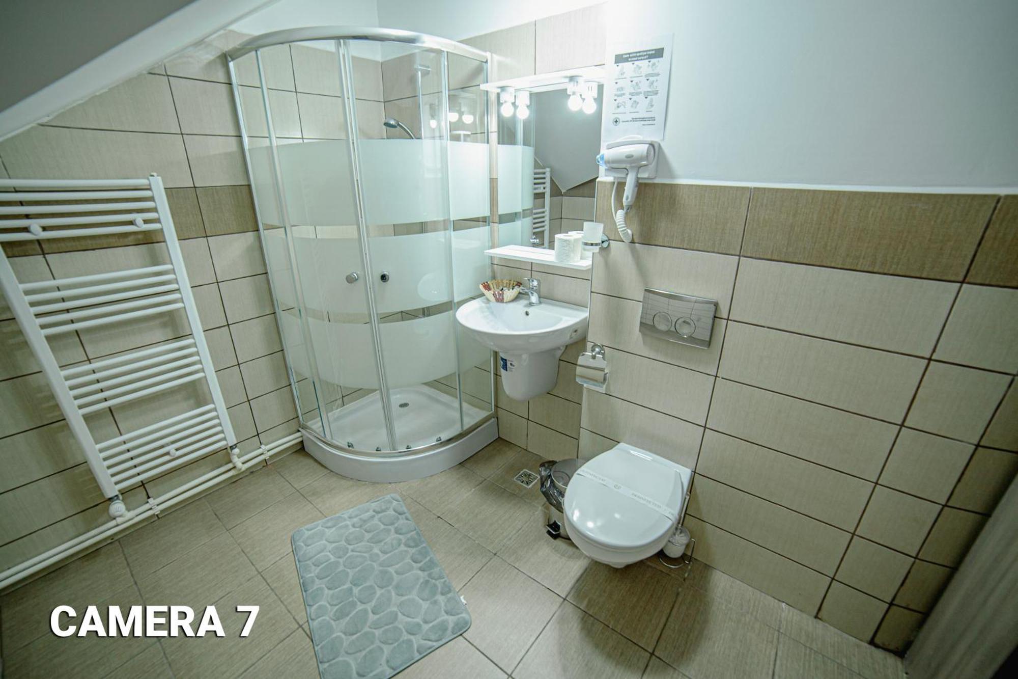 Pensiunea Arc Bucovina Vama  Phòng bức ảnh